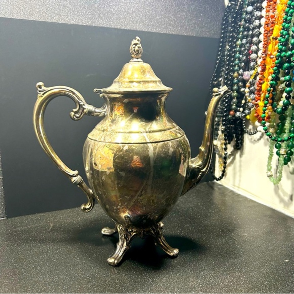 WM Rogers Silver Plated Coffee Pot